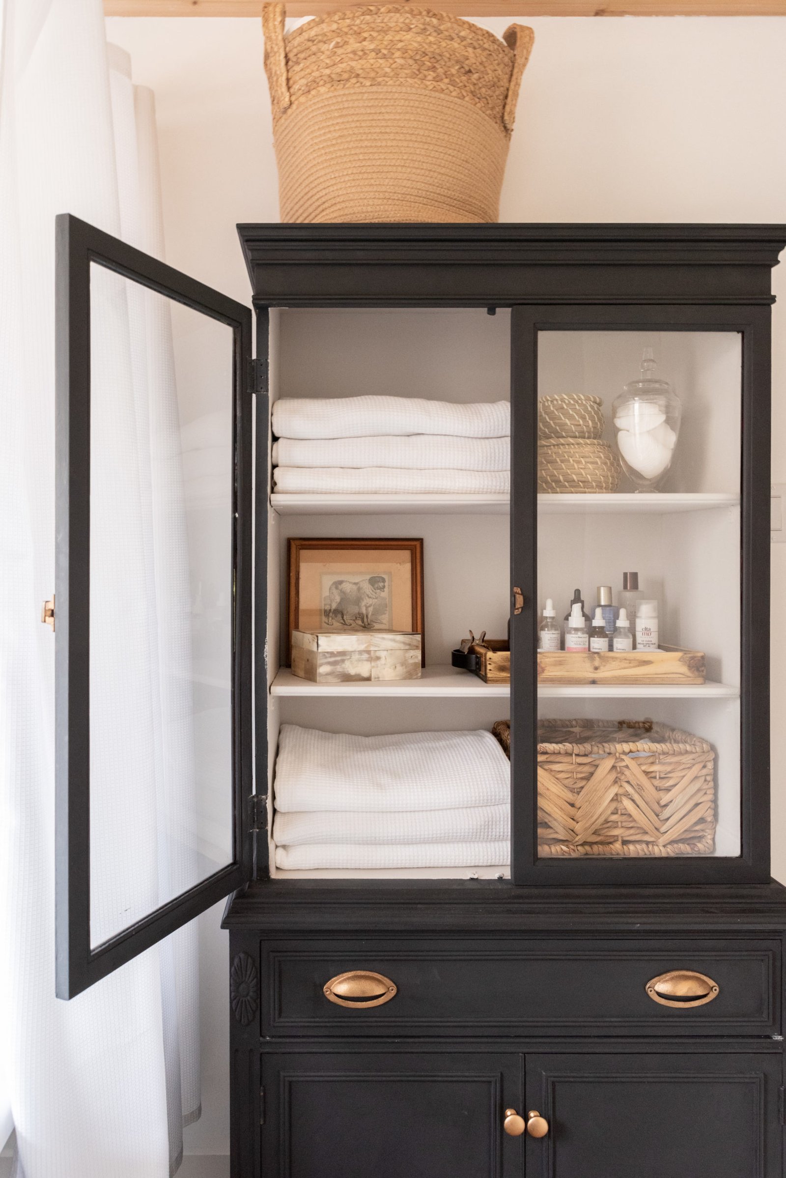 How To Create The Perfect Guest Bathroom: 15 Ideas for All Styles - The ...