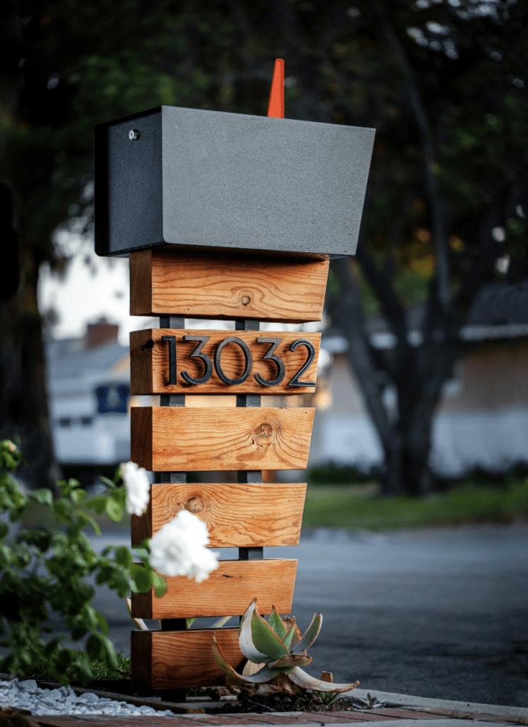 midcentury mailbox ideas for modern landscaping