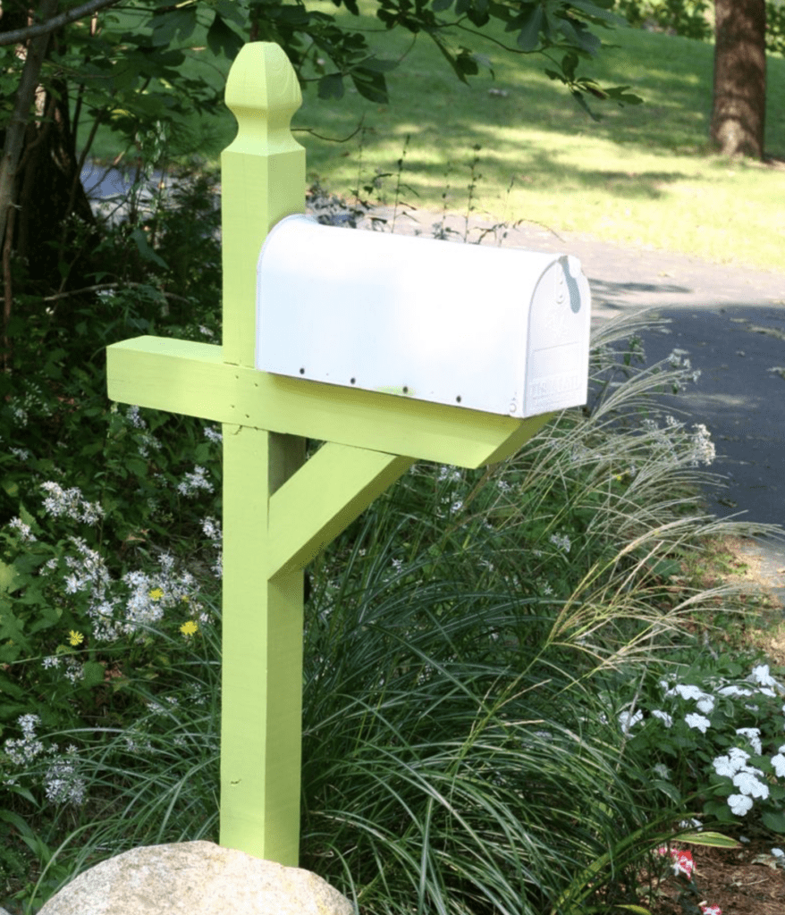 mailbox ideas to use bright color against luscious greenery landscaping