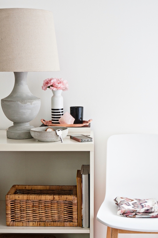 entrance table decor