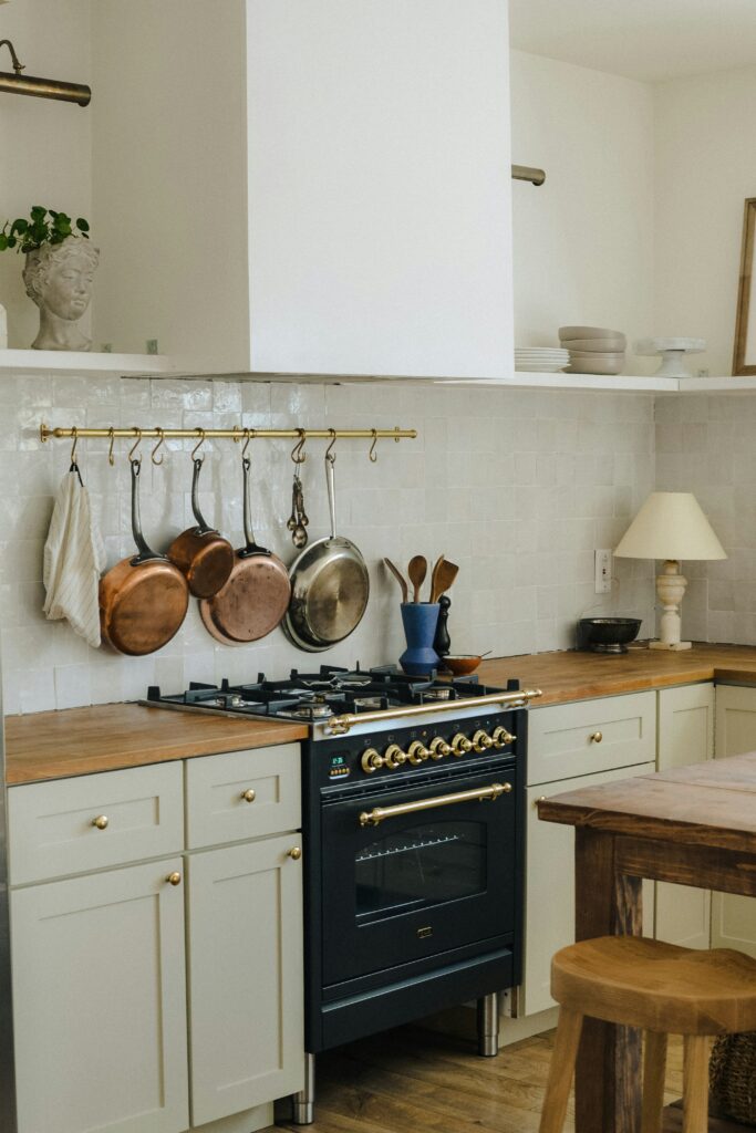 rustic farmhouse kitchen