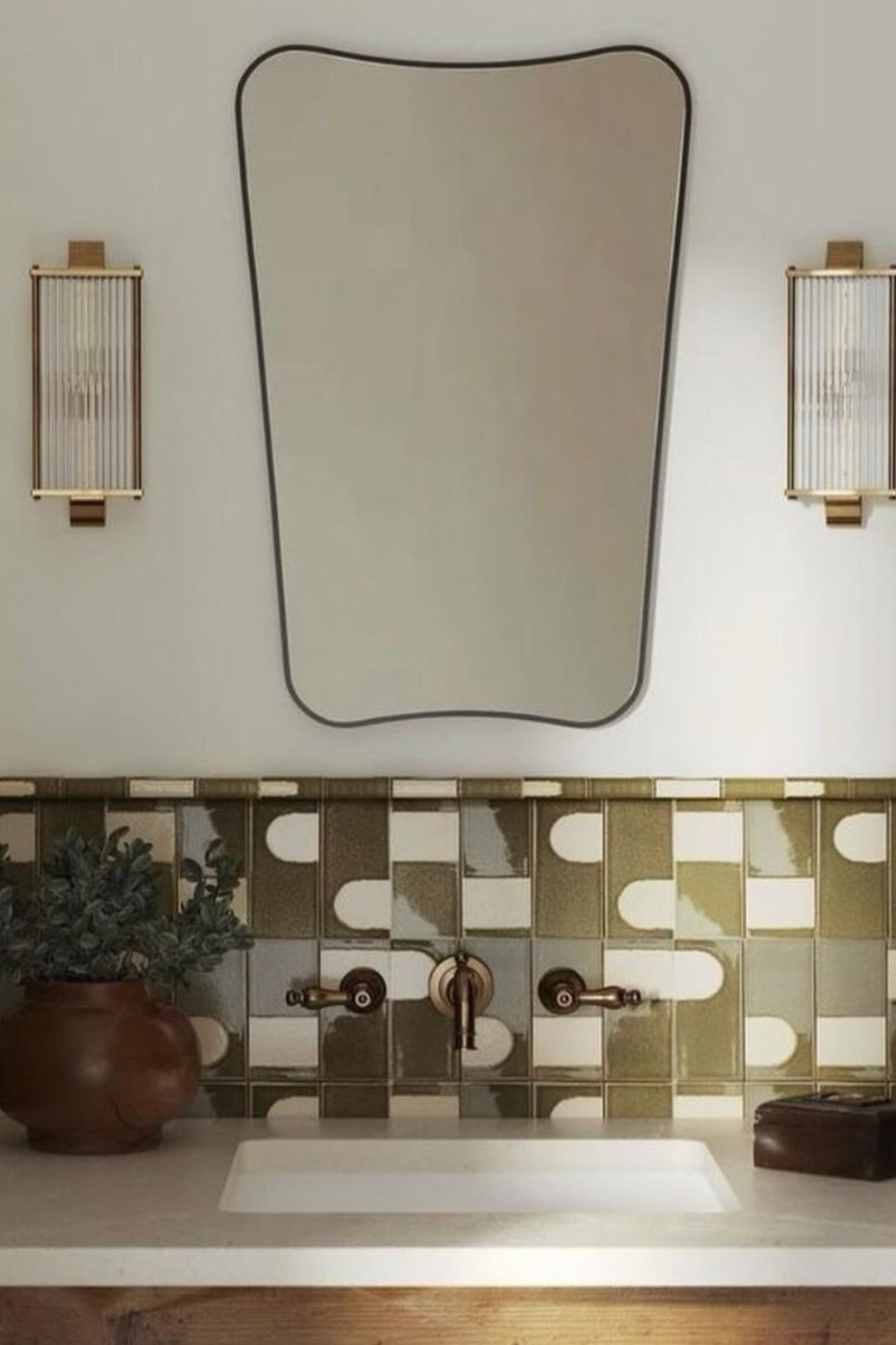 19 Stunning Half Bathroom Ideas You'll Want To Copy Now - The Chic Quota