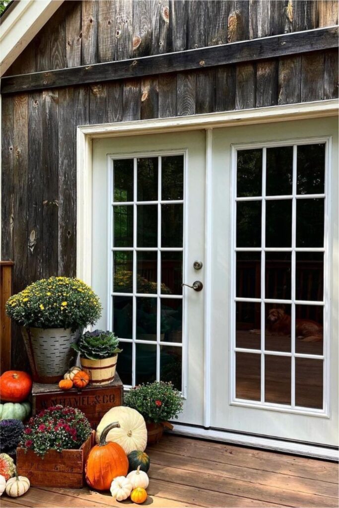 simple fall porch decor