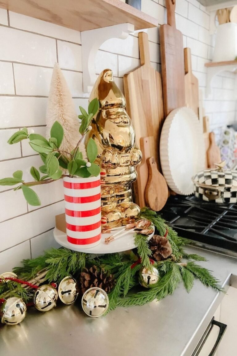 Christmas Kitchen Decor: 19 Ideas to Embrace The Holiday Magic - The ...