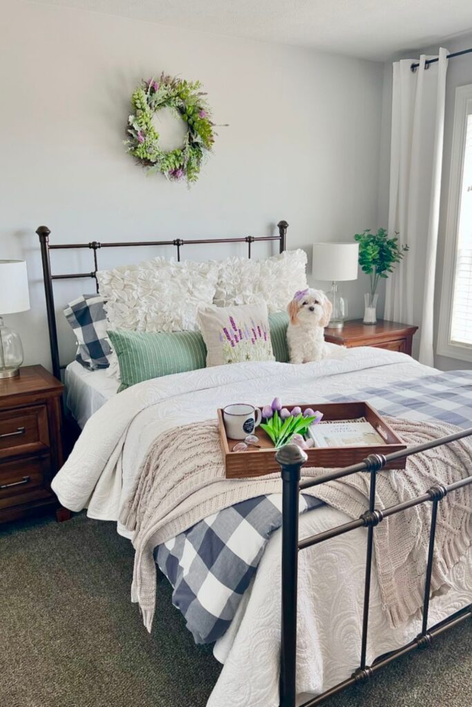 farmhouse bedroom inspirations