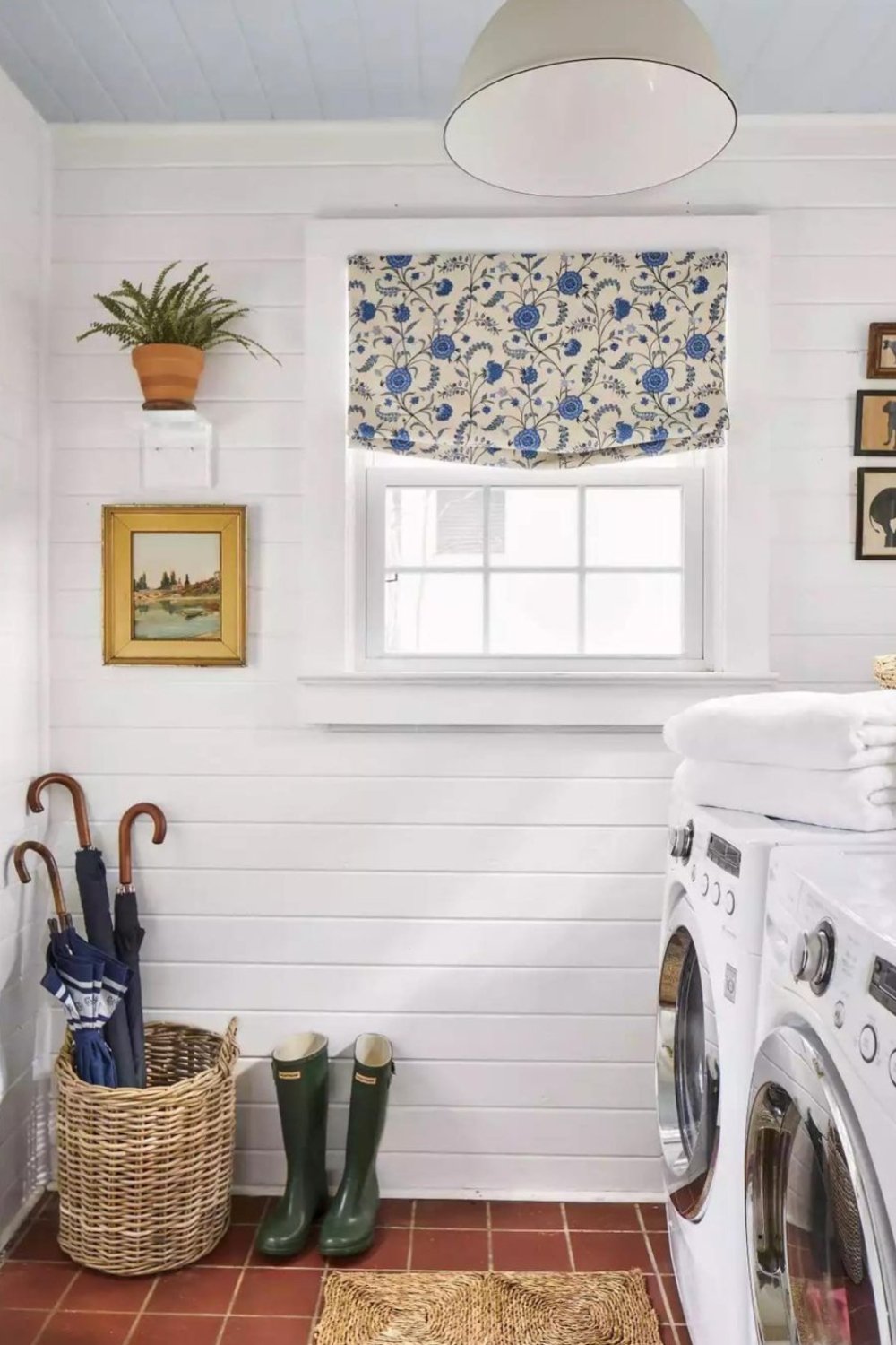24 Laundry Room Ideas That Combine Beautiful Design & Functionality - The Chic Quota