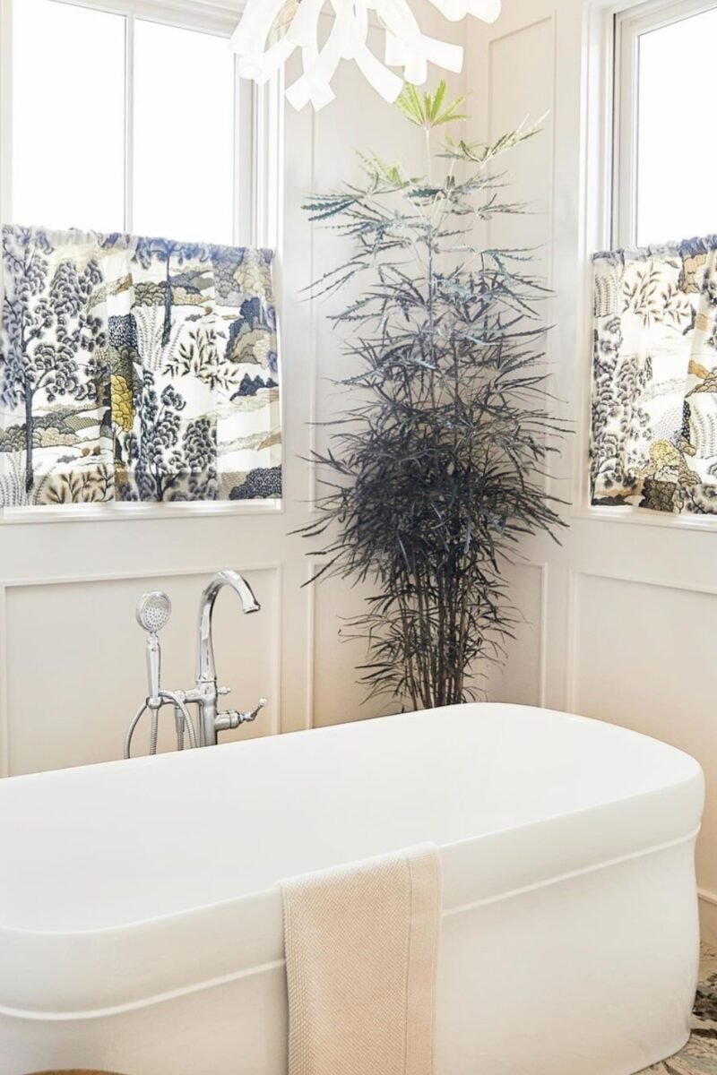 26 Best Bathroom Wall Decor Ideas For A Beautiful Space - The Chic Quota