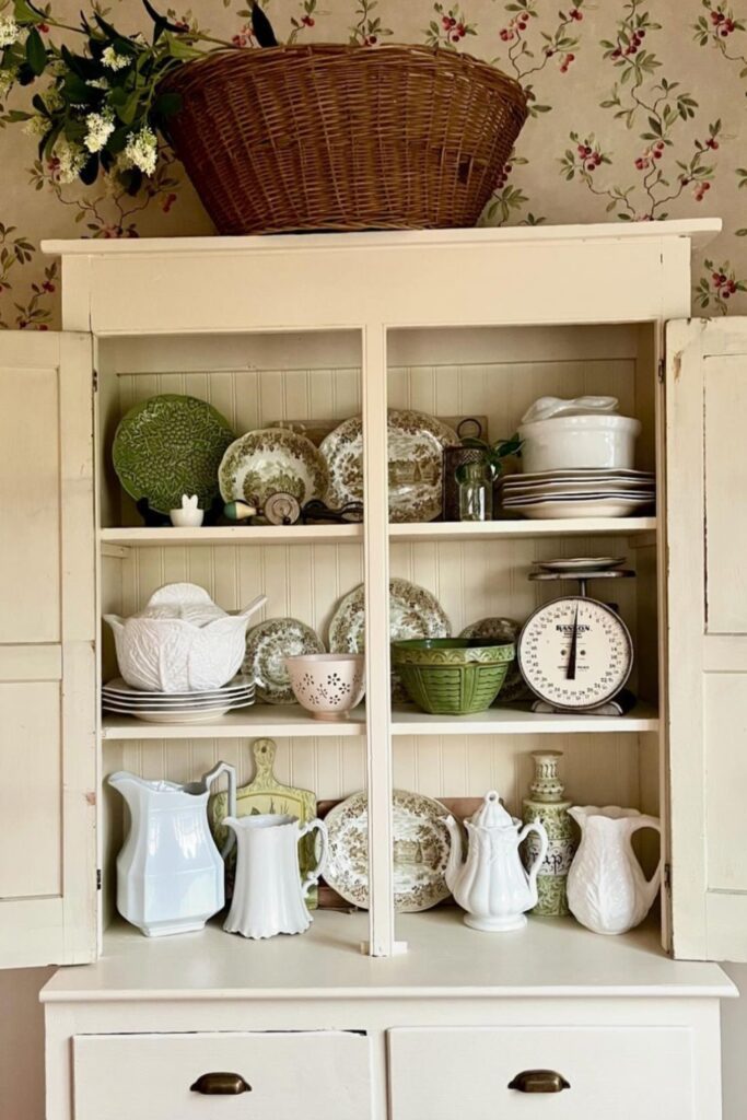 farmhouse kitchen decor