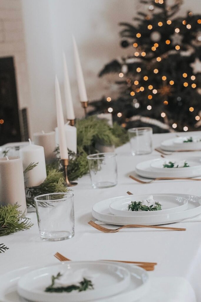 minimalist christmas decor front porch