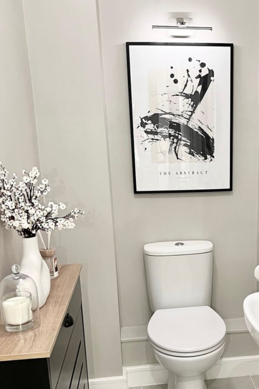 26 Best Bathroom Wall Decor Ideas For A Beautiful Space - The Chic Quota