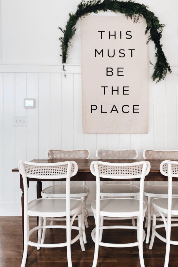 rustic minimalist christmas decor