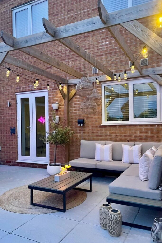 simple enclosed patio ideas