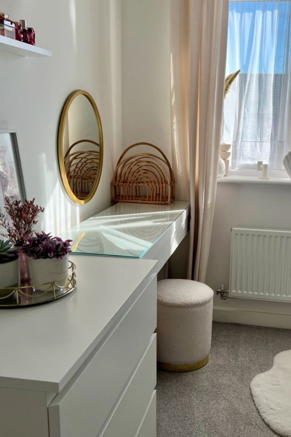 28 Small Walk In Closet Ideas To Design A Dreamy Wardrobe - THE CHIC QUOTA