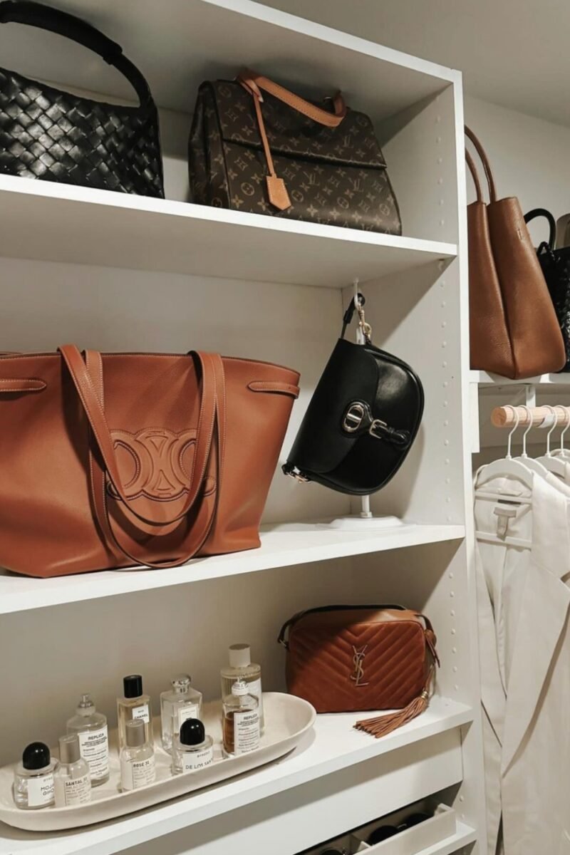 28 Small Walk In Closet Ideas To Design A Dreamy Wardrobe - THE CHIC QUOTA