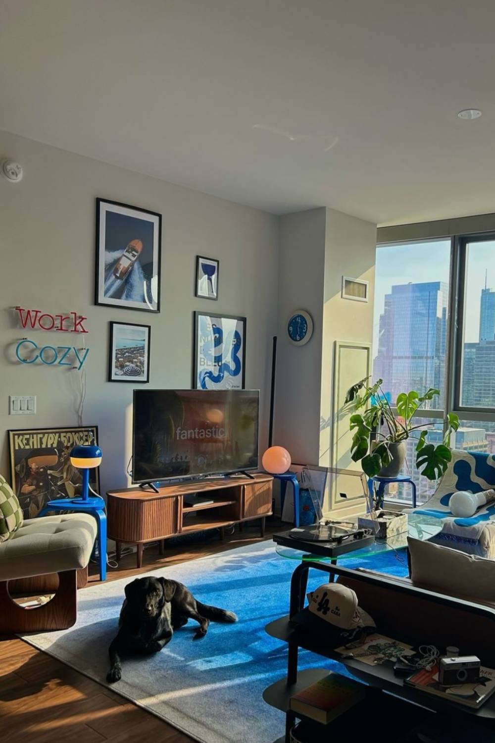 23 Stylish Living Room TV Wall Ideas For a Stunning Space - The Chic Quota
