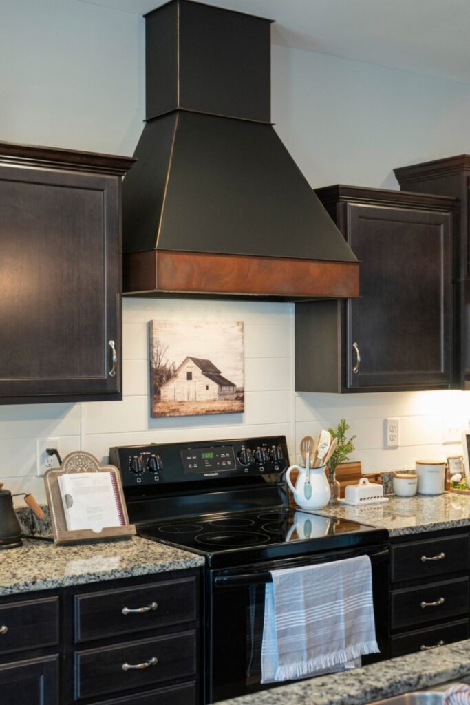 modern farmhouse vent hood