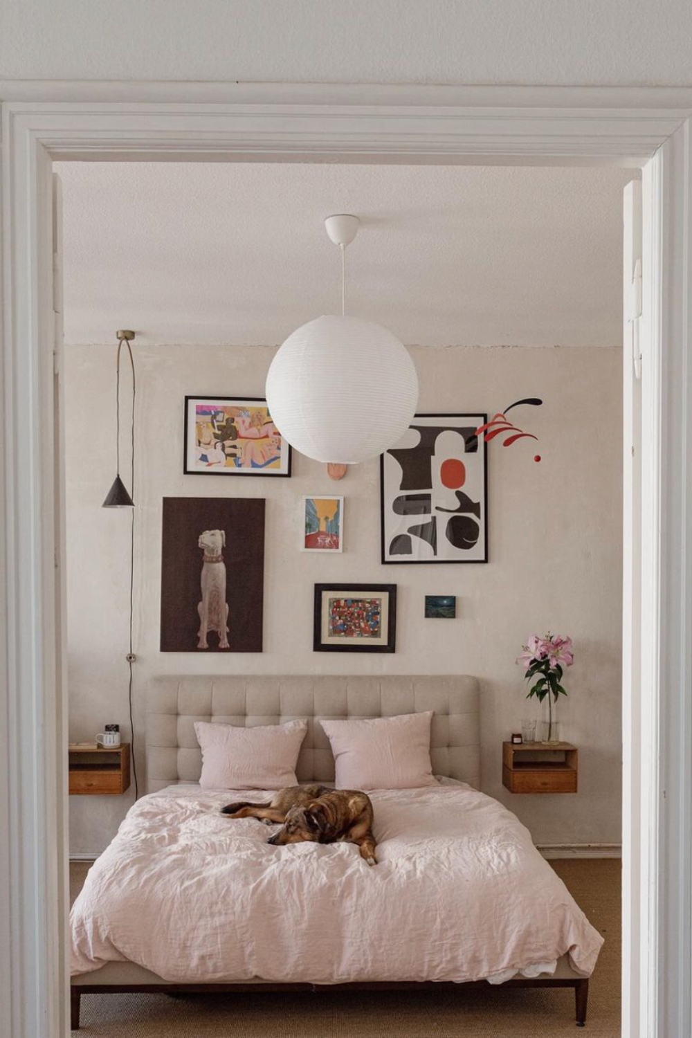 18 Best Over The Bed Wall Decor Ideas You Need For A Stylish Bedroom ...