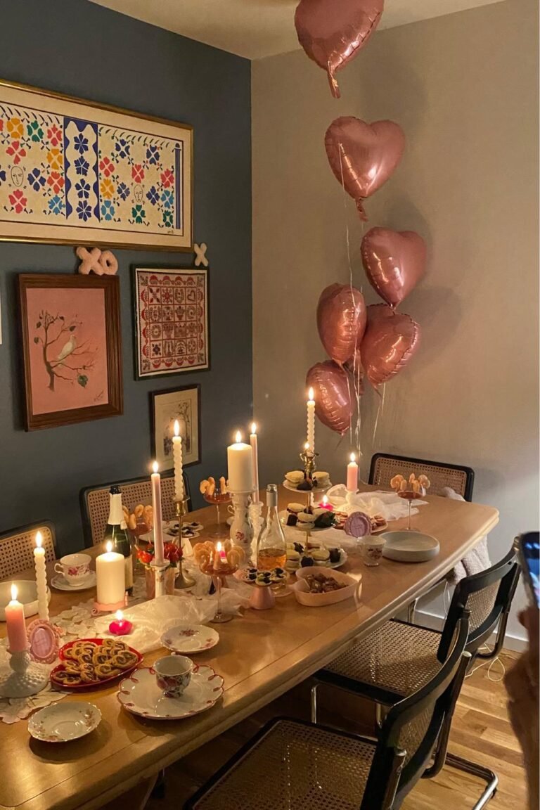 15 Valentines Table Decor Ideas For A Perfect Dinner - The Chic Quota