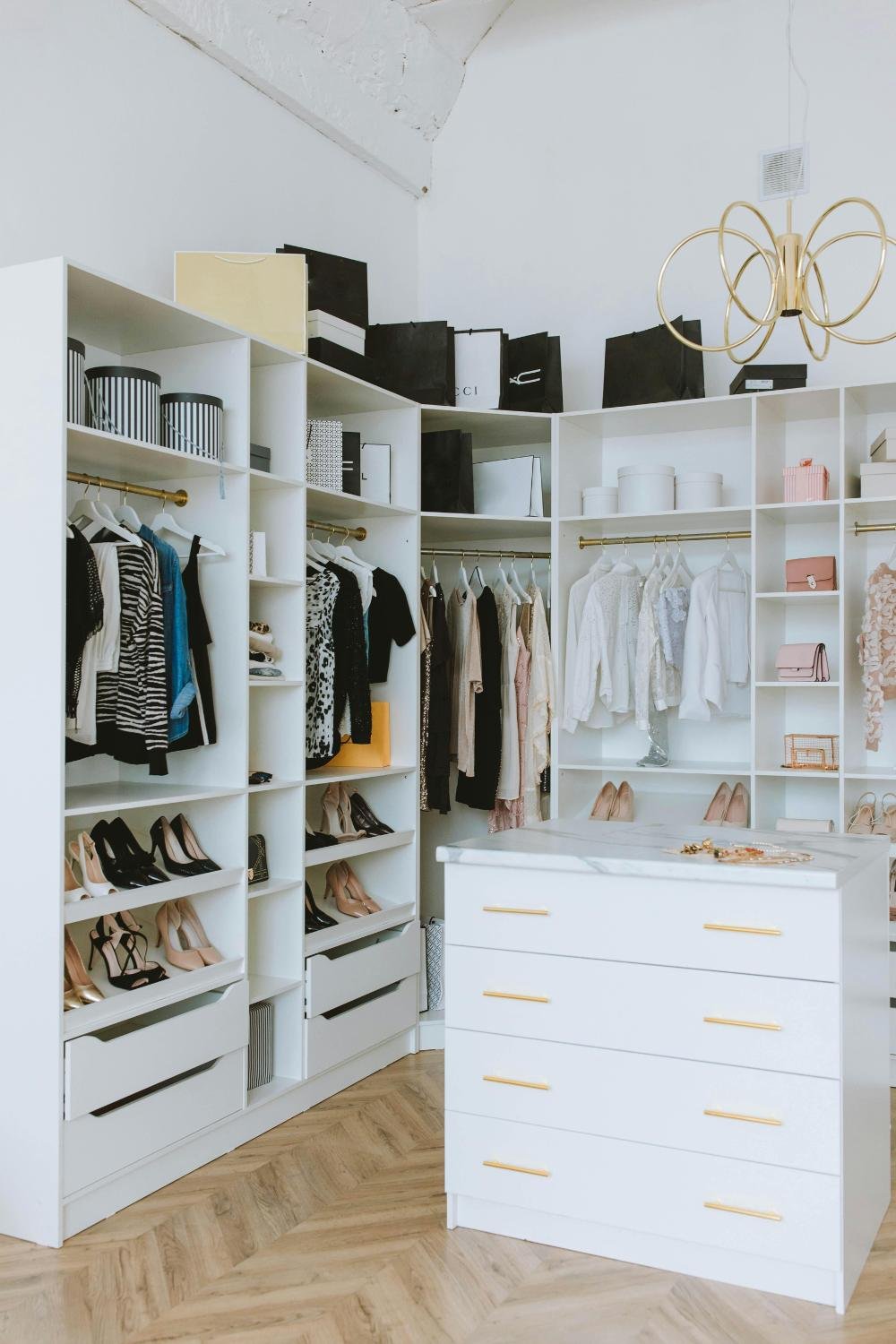 20 Beautiful Ideas To Realize Your Dream Closet Design - THE CHIC QUOTA