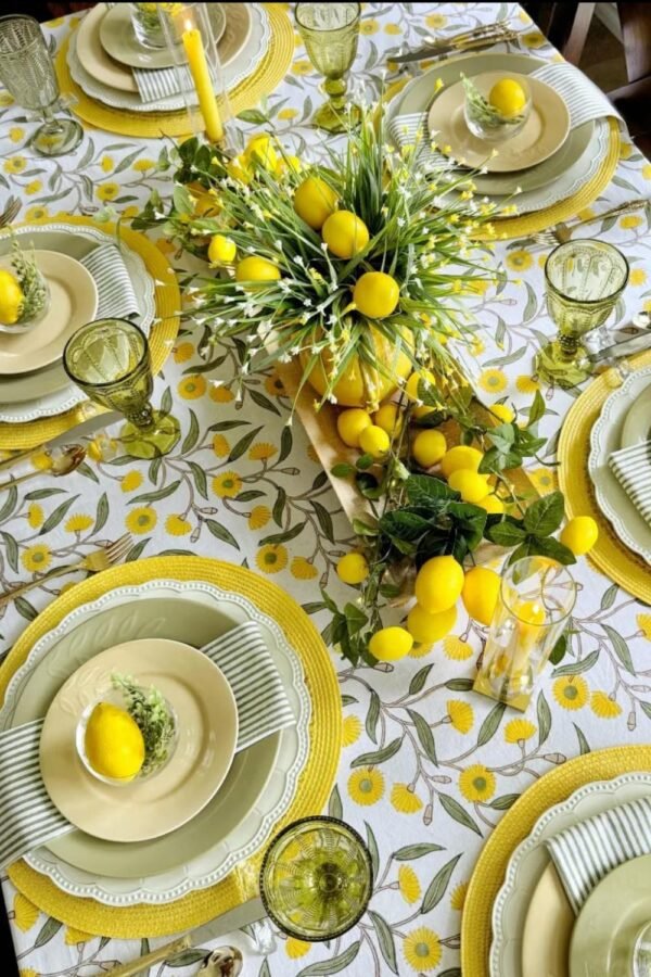 19 Spring Table Decor Ideas For A Beautiful Tablescape - THE CHIC QUOTA