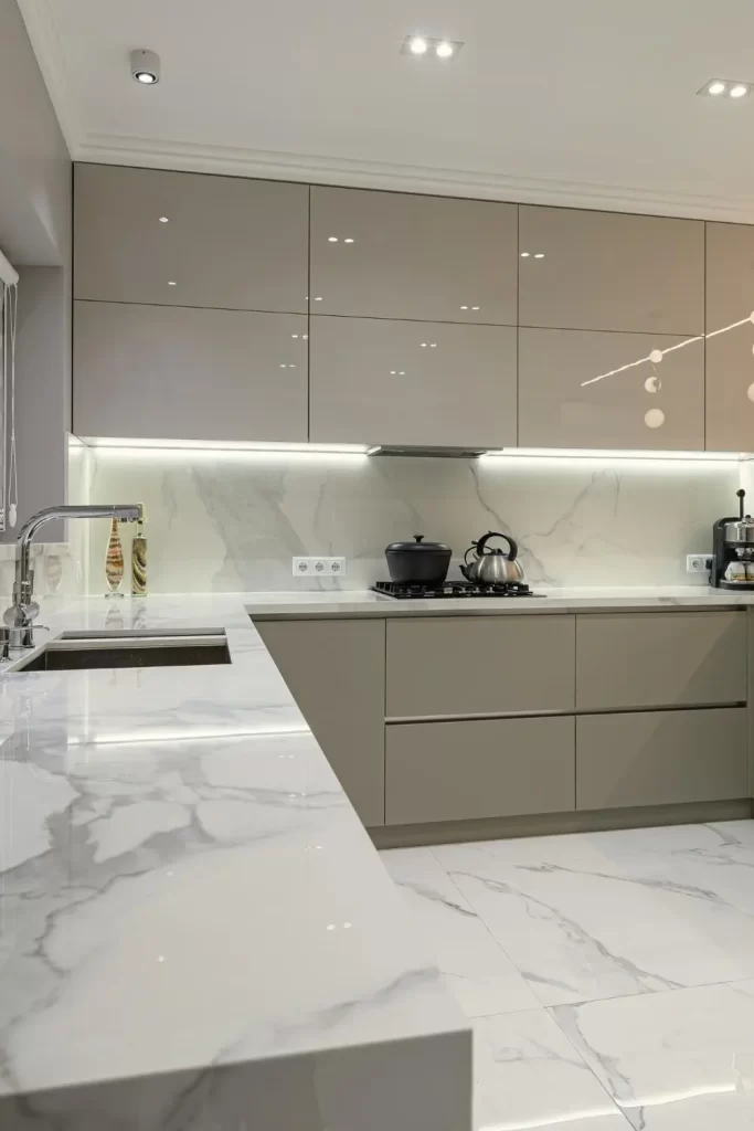 best kitchen color to hide dirt