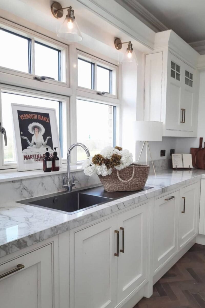 The Kitchen Sink Trends We Can't Get Enough Of In 2025 - THE CHIC QUOTA