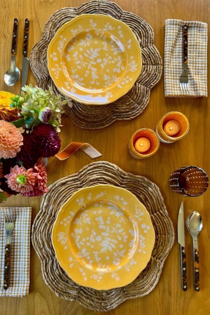 fall dining room table decor