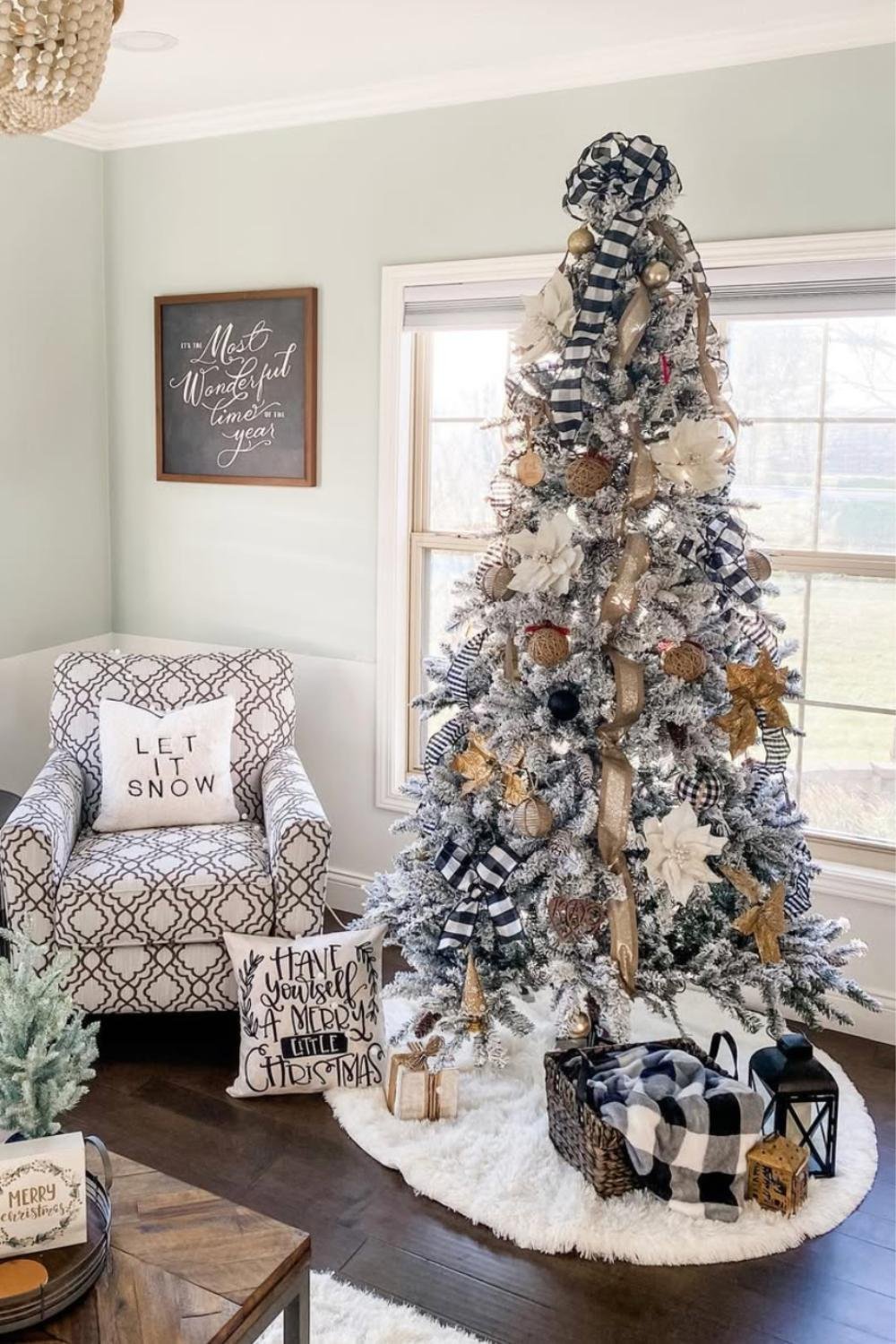 country farmhouse christmas trees