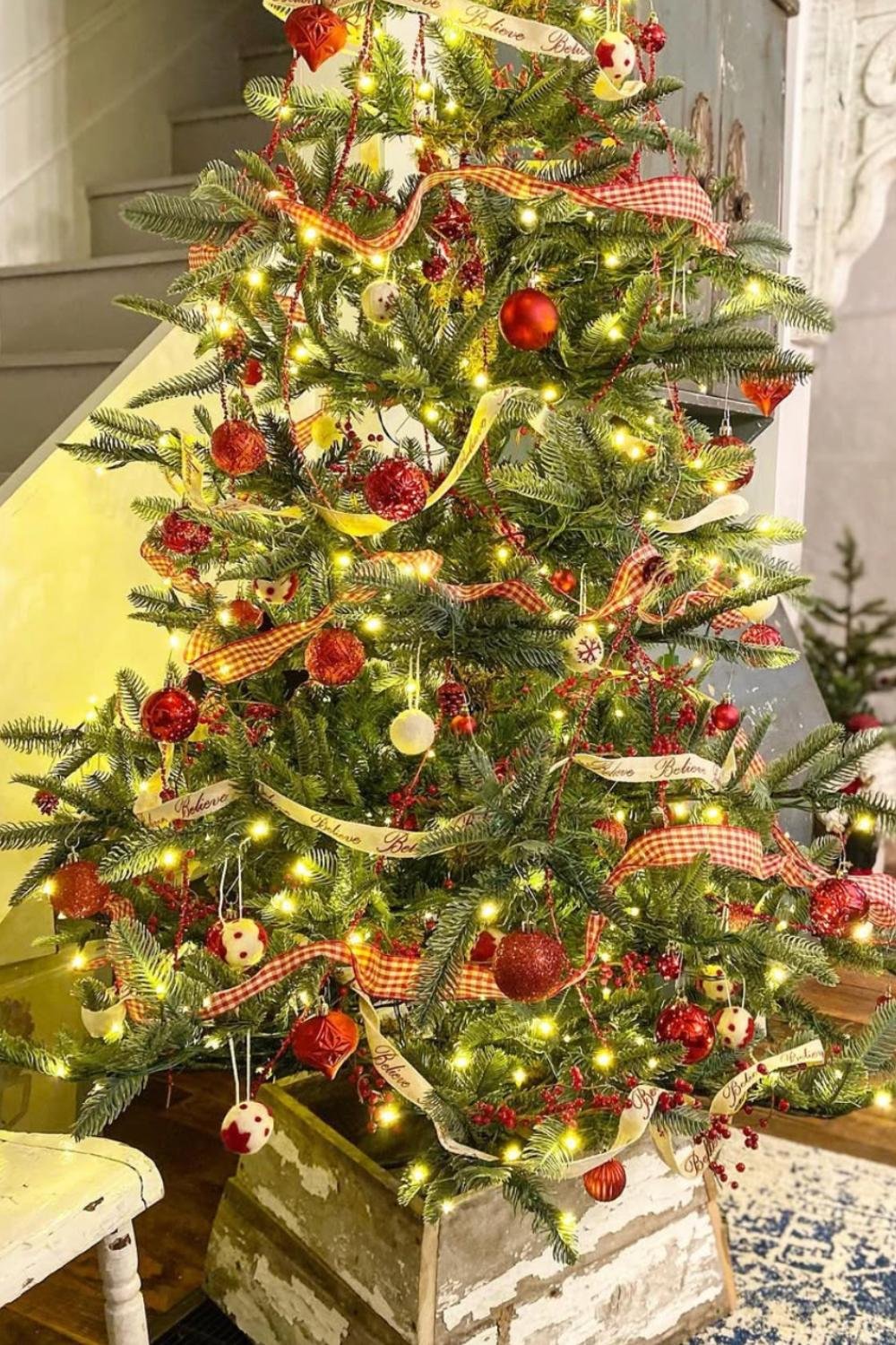 modern rustic christmas tree