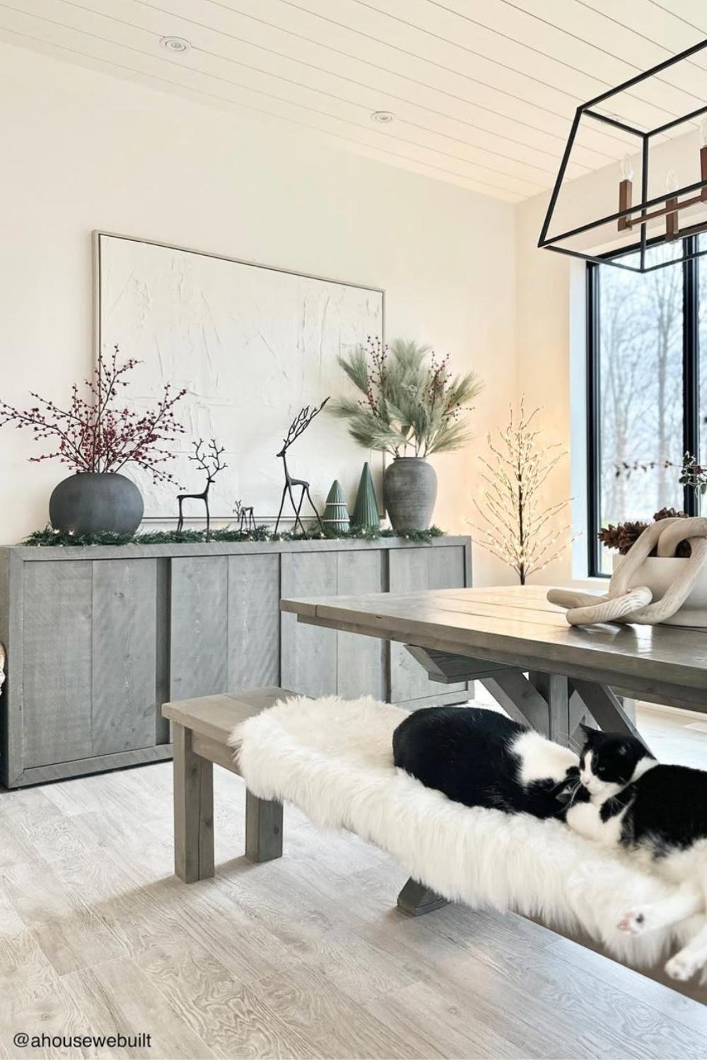 minimalist Christmas decor ideas