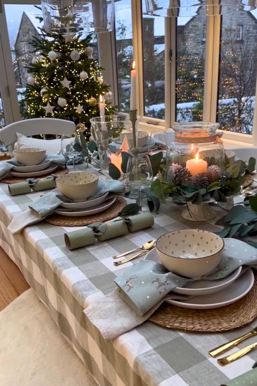 rustic christmas table settings