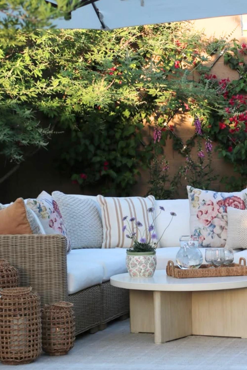 outside entertaining area