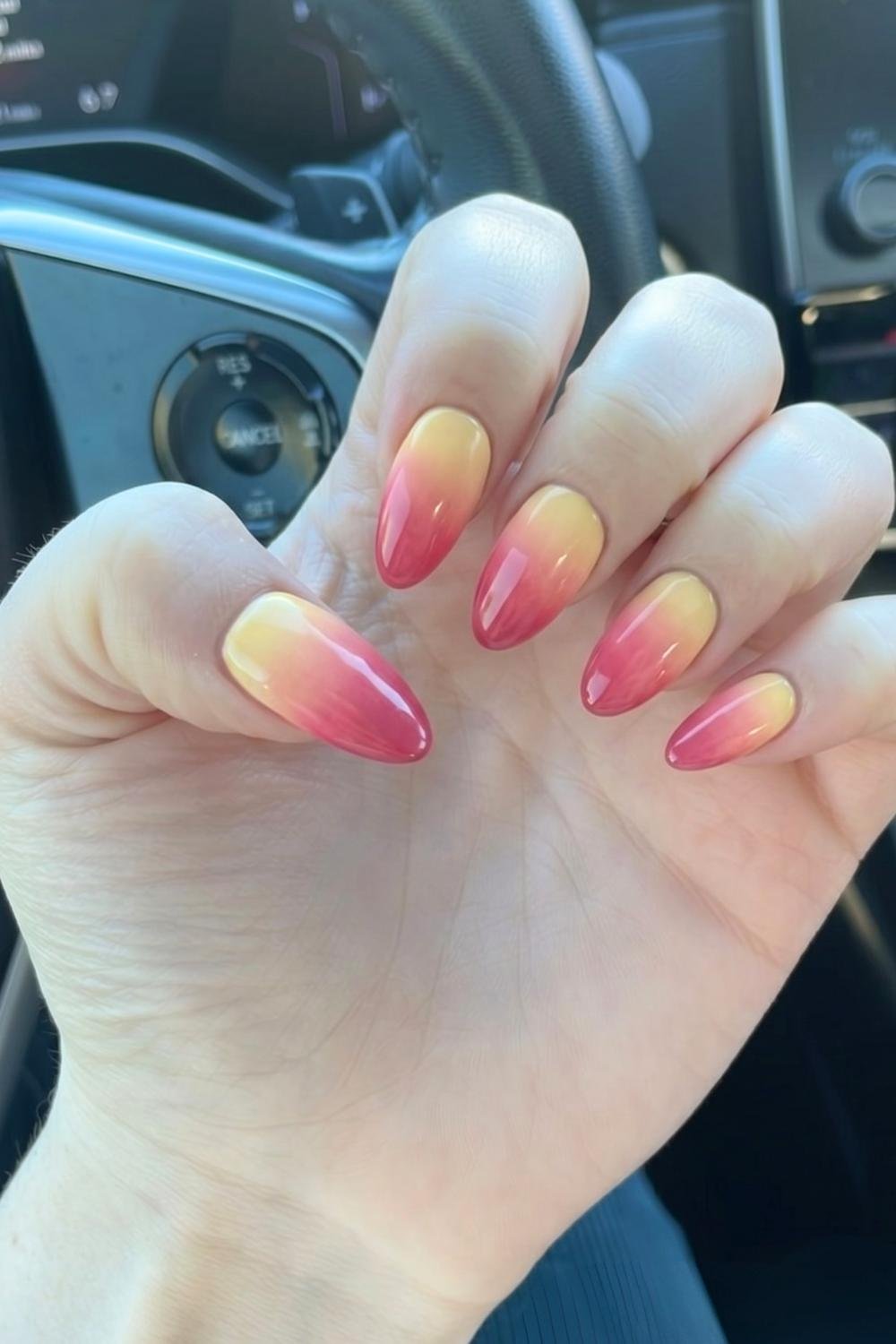 nails acrylic summer
